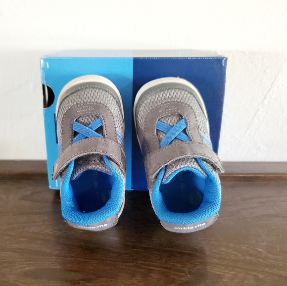 Stride Rite Sneakers - Picture 7 of 12